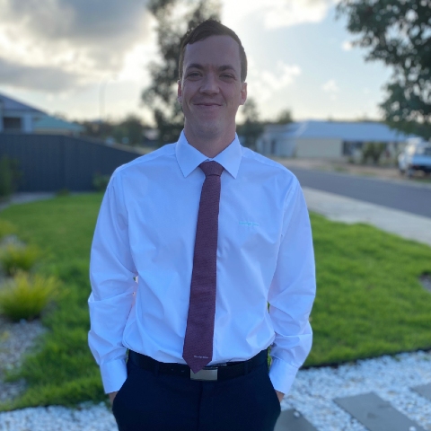 Image of Dan, Customer Service Officer of Busselton and Dunsborough Community Bank branches of Bendigo Bank, standing outdoors.